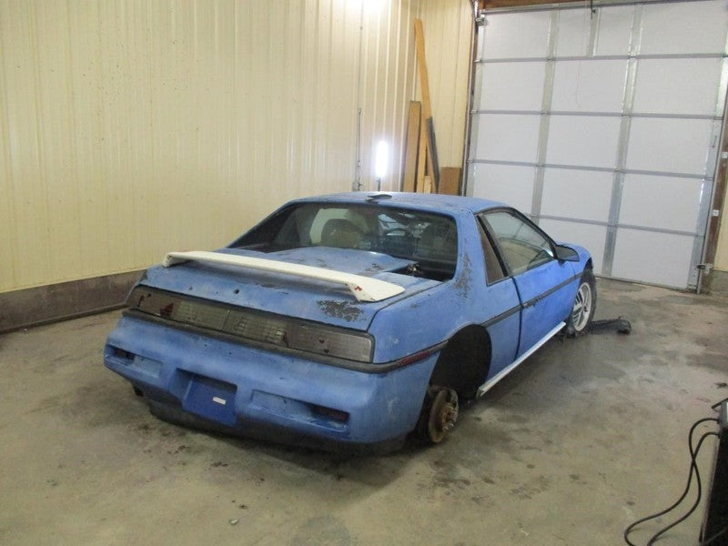 FIERO     1987 Seat Belt Front 1679847