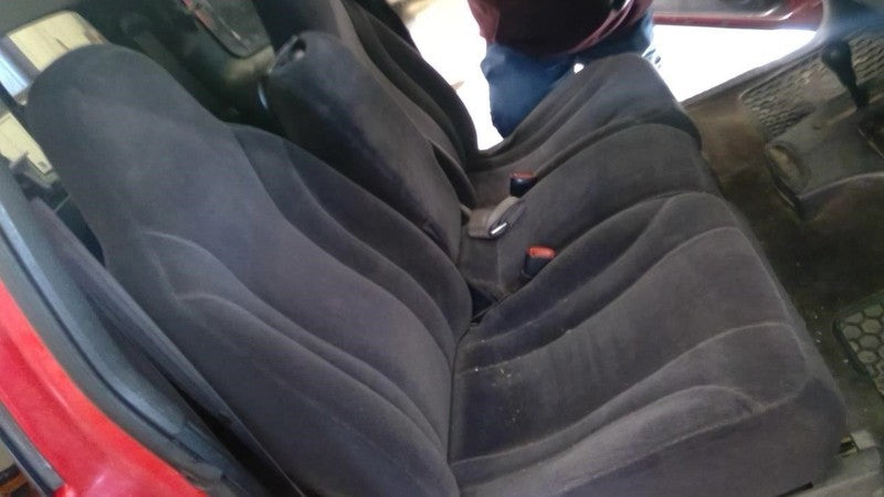 Seat Belt Front Club Cab Driver Buckle Fits 00 DAKOTA 1723471
