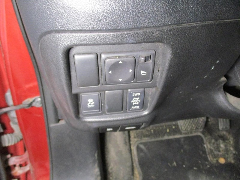 JUKE      2013 Dash/Interior/Seat Switch 1973041