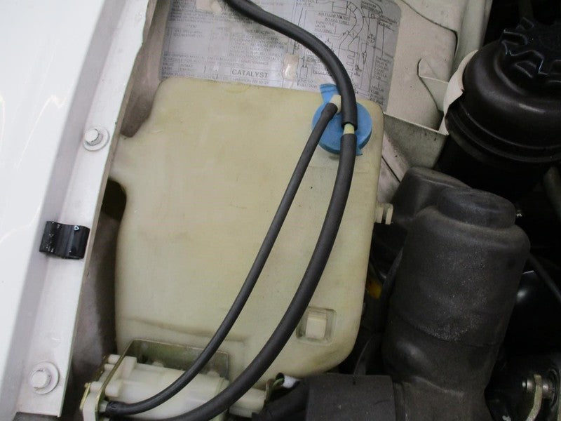 Passenger Right Front Knee Fits 85-91 PORSCHE 944 1682068
