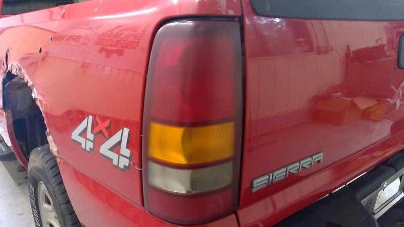 Driver Left Tail Light Sportside Fits 99-03 SIERRA 1500 PICKUP 2022875