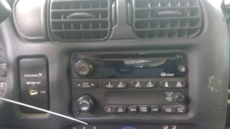 Audio Equipment Radio Opt UN0 Fits 02-03 BLAZER S10/JIMMY S15 1909912