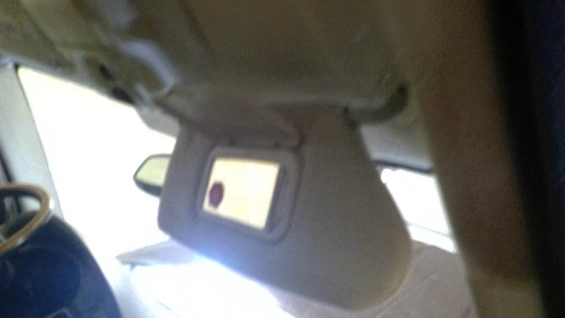 Passenger Right Sun Visor With Illumination Fits 07-08 PACIFICA 195621