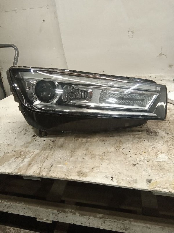 Passenger Right Headlight Xenon Fits 18-20 AUDI Q5 1920149