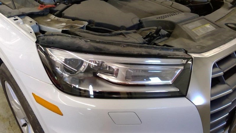 Passenger Right Headlight Xenon Fits 18-20 AUDI Q5 1920149