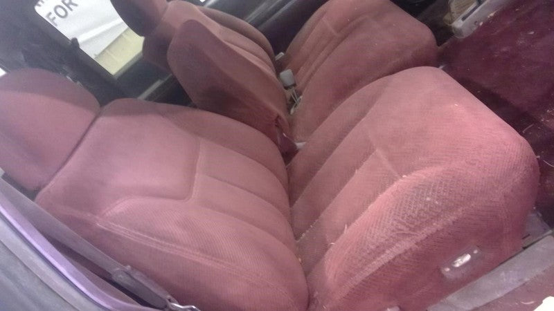 TGMC1500  1995 Front Seat 2017916