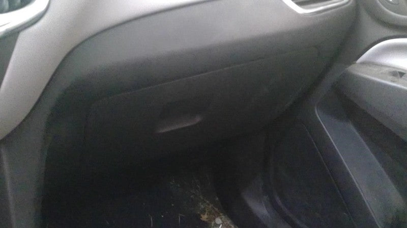 EQUINOX   2024 Glove Box 1909371