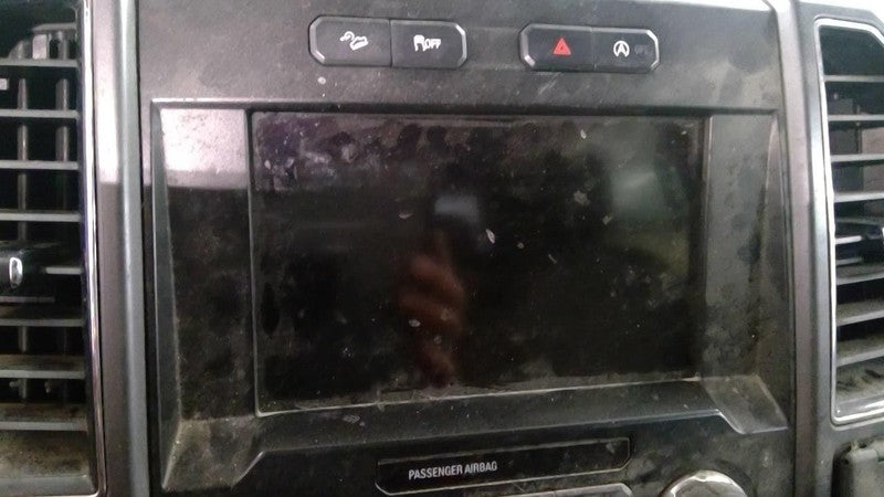 Info-GPS-TV Screen Front Dash 8.0" Screen Fits 19-20 FORD F150 PICKUP 