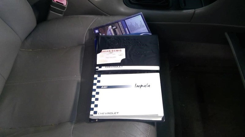 IMPALA    2004 Owners Manual 1939694
