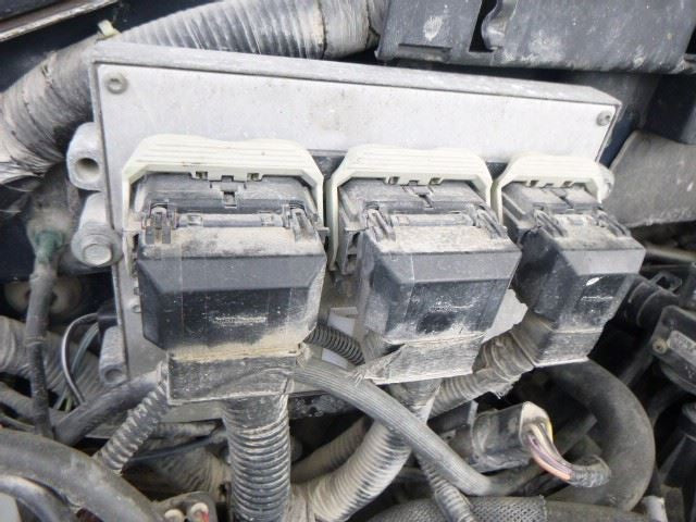 Passenger Right Headlight Bright Background Fits 03-06 EXPEDITION 1180