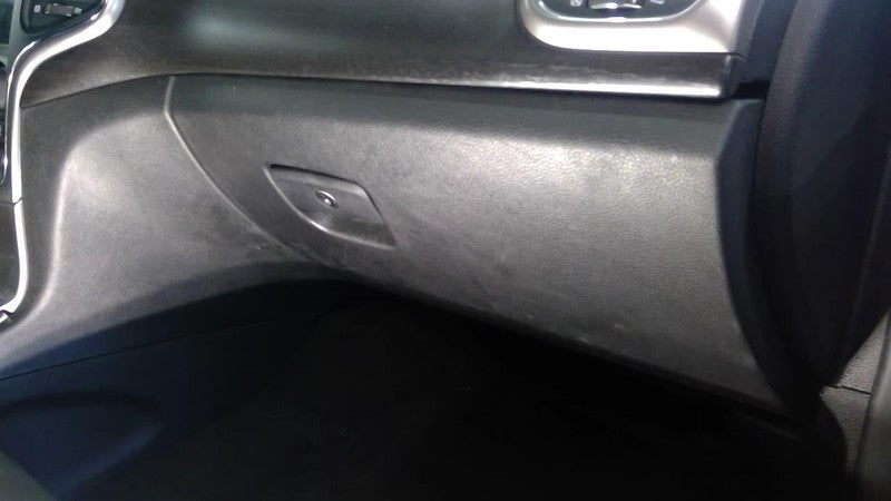 GRANDCHER 2018 Glove Box 1732045