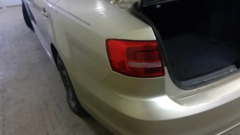 Driver Tail Light Sedan Base Incandescent Bulb Fits 15-16 JETTA 192157