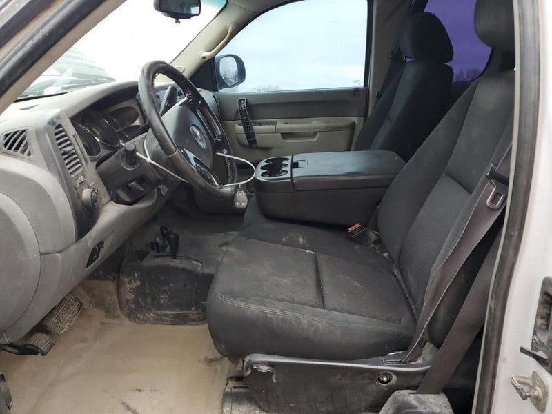 Chevrolet Silverado 2500 2013 Headrest Used 3803