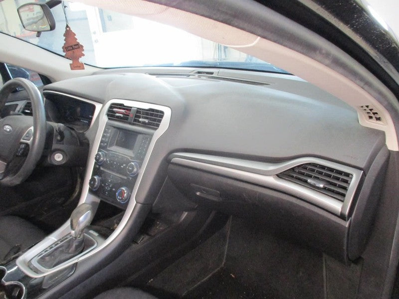 FUSION    2015 Glove Box 1879640