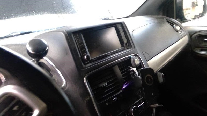 Audio Equipment Radio Receiver Radio With 6.5" Screen Fits 12-20 CARAV