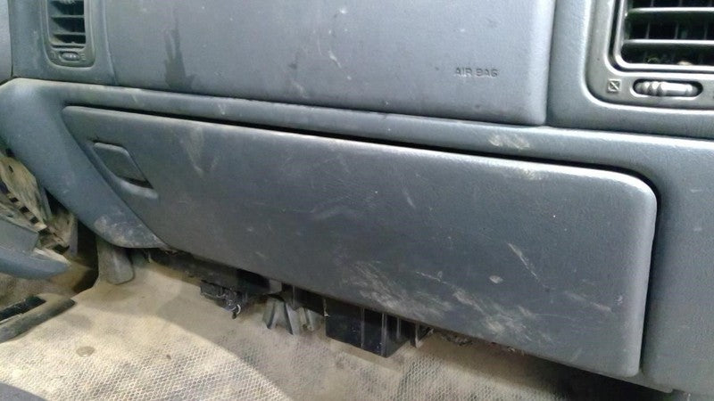SILVRDO15 2000 Glove Box 1924412