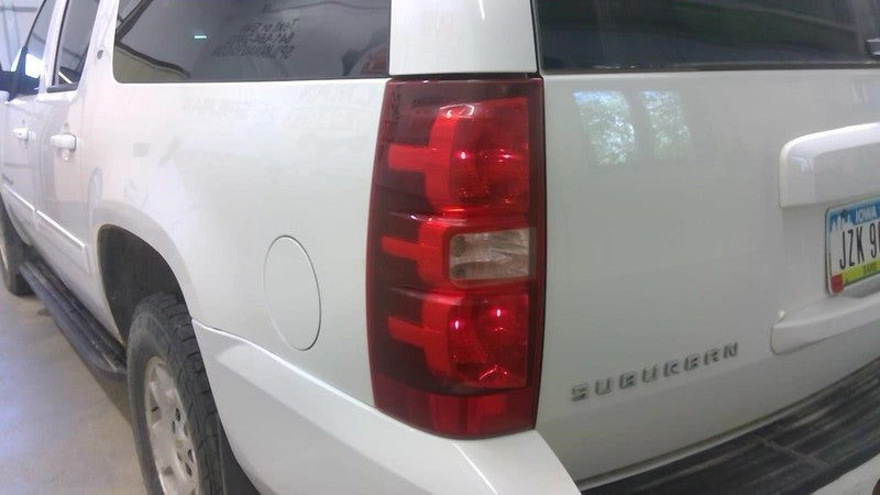 Driver Left Tail Light Fits 07-14 SUBURBAN 1500 1909617