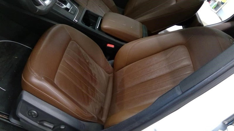 Driver Front Seat Classic Style Without Sport Seat Fits 18-25 AUDI Q5 