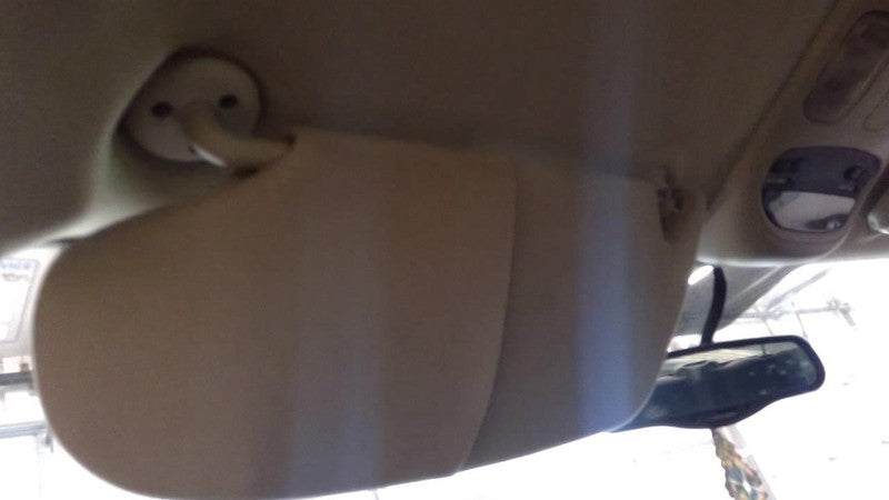 Driver Sun Visor Quad Cab 4 Door Fits 02-05 DODGE 1500 PICKUP 2033033