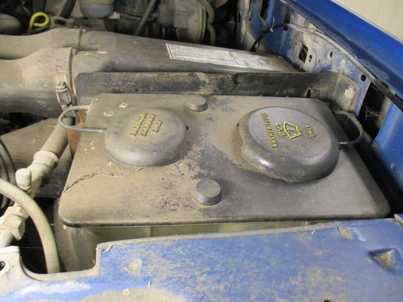 F250      1988 Crossmember Transmission 2021763