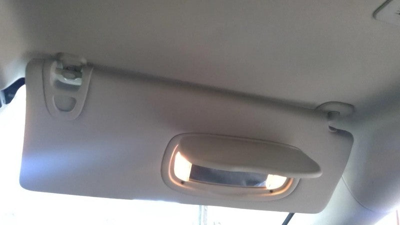 Passenger Sun Visor Without Garage Door Opener Fits 14-18 CHEROKEE 187