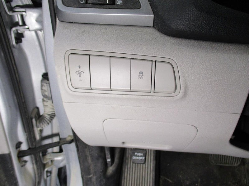 TUCSON    2018 Dash/Interior/Seat Switch 1889489