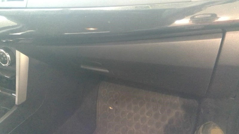 LANCERMIT 2016 Glove Box 2007391