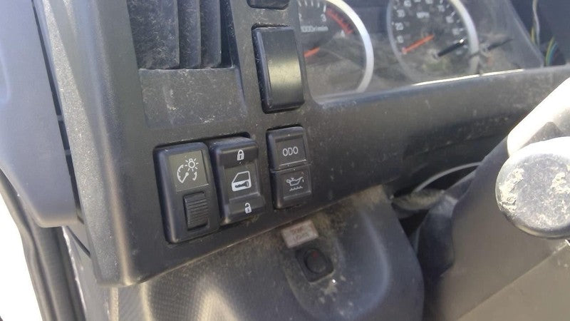 HCHE-LCF  2023 Dash/Interior/Seat Switch 1945278