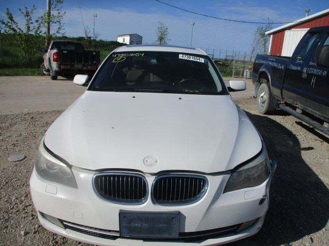 Passenger Grille Upper Bumper Mounted Fits 06-10 BMW 550i 1563597