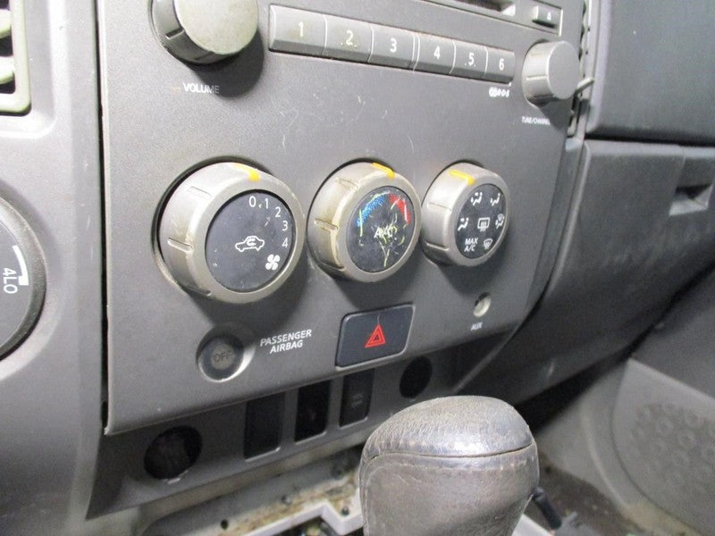 Temperature Control Le Fits 04 TITAN 2032938