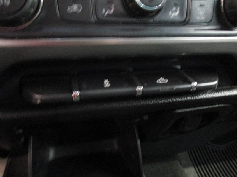 SILVRDO15 2017 Dash/Interior/Seat Switch 1665099