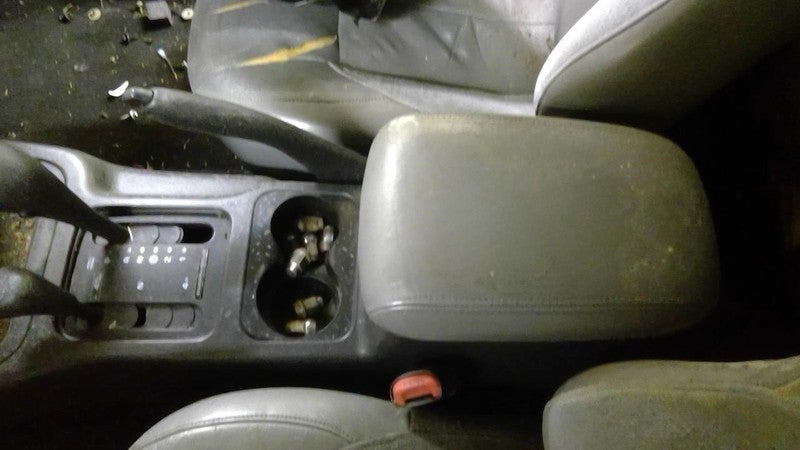 Console Front Floor Fits 00-04 GRAND CHEROKEE 1728072