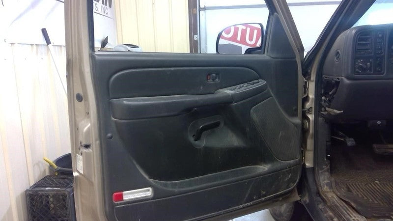 Automatic Transmission 4WD Fits 04-06 AVALANCHE 1500 1931349