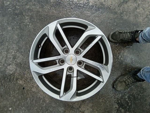 Wheel 18x7 5 Double Spoke Aluminum Opt 5P4 Fits 16-17 EQUINOX 1875448