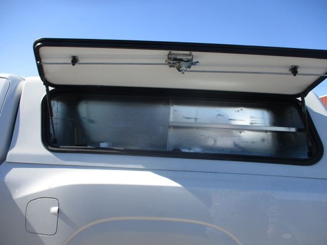 FRONTIER  2024 Fuse Box Cabin 1610583