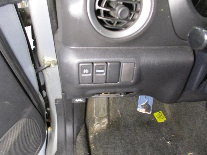 IMPREZA   2003 Dash/Interior/Seat Switch 1744482