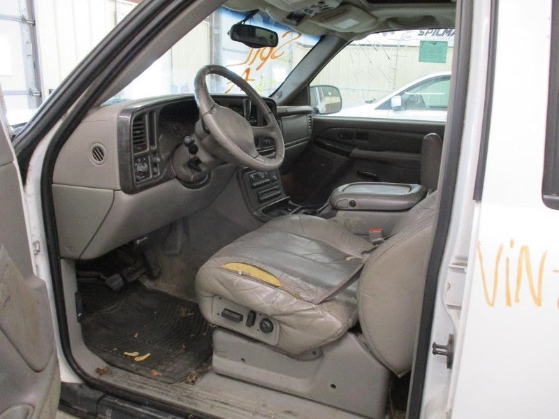 DENALI XL 2002 Seat Belt Rear 1681620
