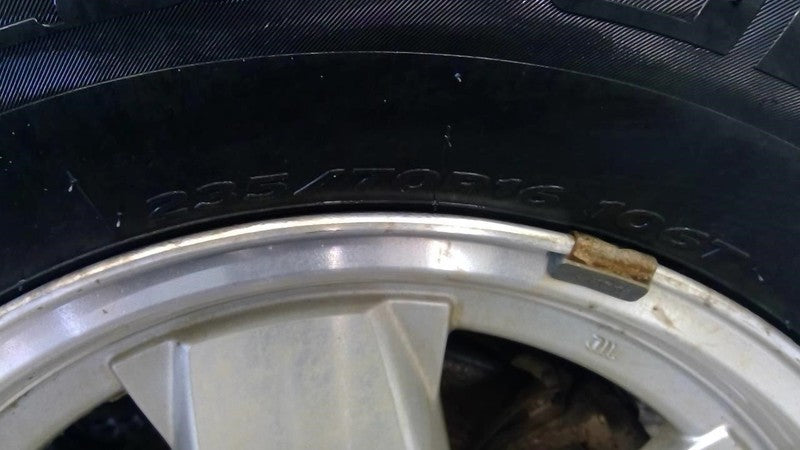 LIBERTY   2003 Battery Tray 1737175