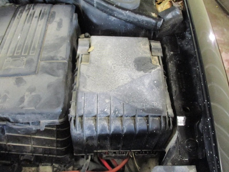 Console Front VIN J 8th Digit Sedan Floor Leather Fits 05-11 JETTA 185