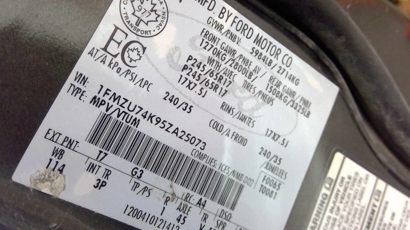 EXPLORER  2005 Third Seat Station Wagon  Van 2051178
