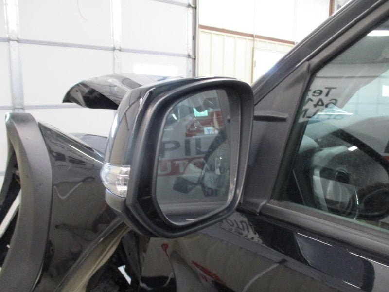 Driver Sun Visor Vanity Mirror With Illumination Fits 16-23 TACOMA 201
