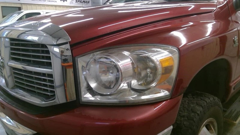 Passenger Headlight Chassis Cab Fits 07-10 DODGE 3500 PICKUP 1722991