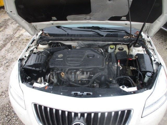 Driver Left Corner/Park Light Fog-driving Fits 11-13 REGAL 1619810