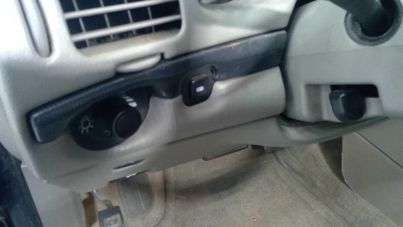 IMPALA    2004 Dash/Interior/Seat Switch 1939714