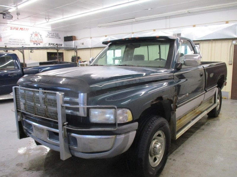 RAM2500   1994 Center Cap Wheel 1904535