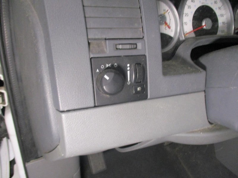 Audio Equipment Radio Receiver Chassis Cab Fits 06-10 DODGE 3500 PICKU