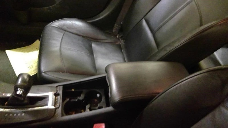 Console Front Floor With 100 Volt Power Inverter Port Fits 09-12 MALIB