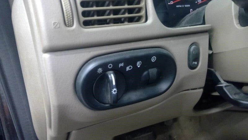 EXPLORER  2005 Dash/Interior/Seat Switch 2019195
