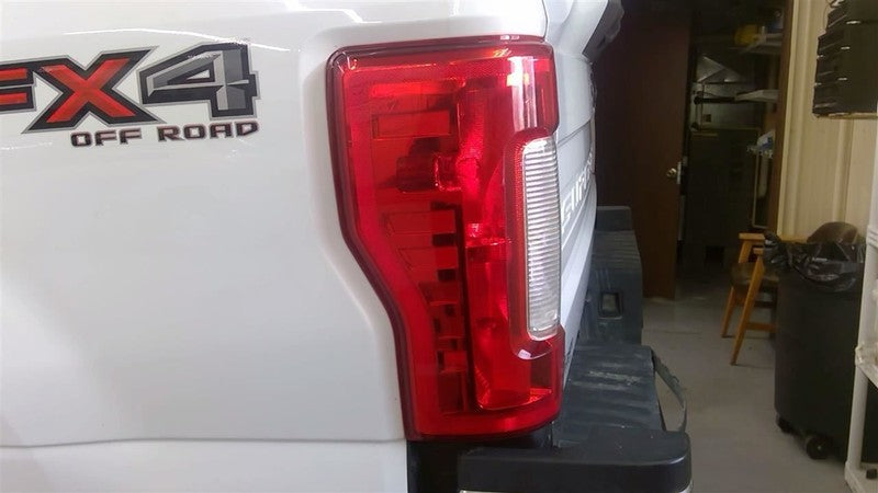 F350SD    2019 Owners Manual 1645640