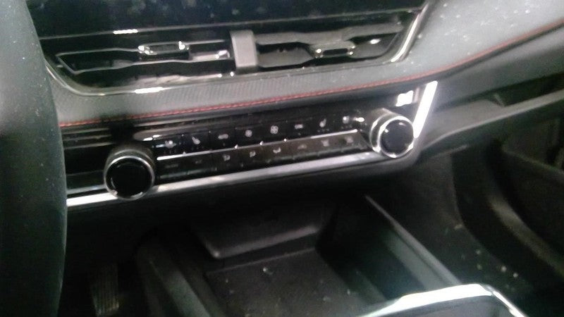 Temperature Control Dual Zone With Ventilated Seats Fits 25 EQUINOX 20